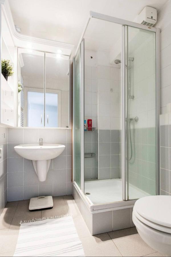 Penthouse -By The Danube Apartment Budapest Ngoại thất bức ảnh